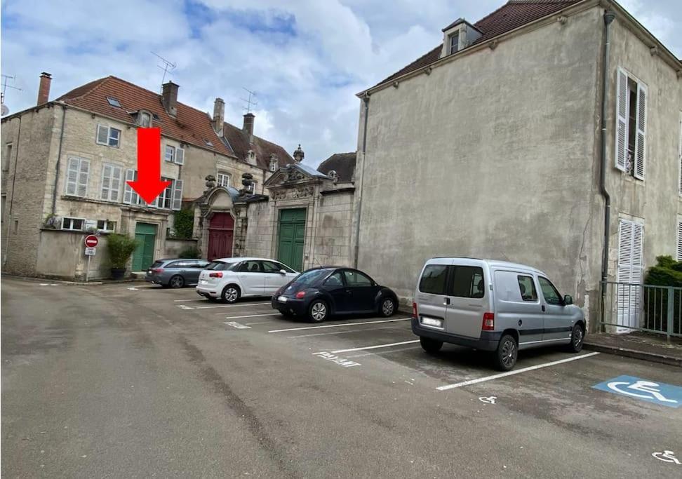Appartement Lumineux Avec Cour Chaumont  Eksteriør bilde